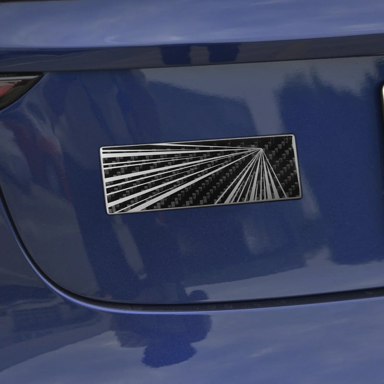 Vehicle Label Badge for Tesla Model 3/Y/S/X Juniper Tail Mark High Performance Creative Decor Real Carbon Epoxy Resin Sticker